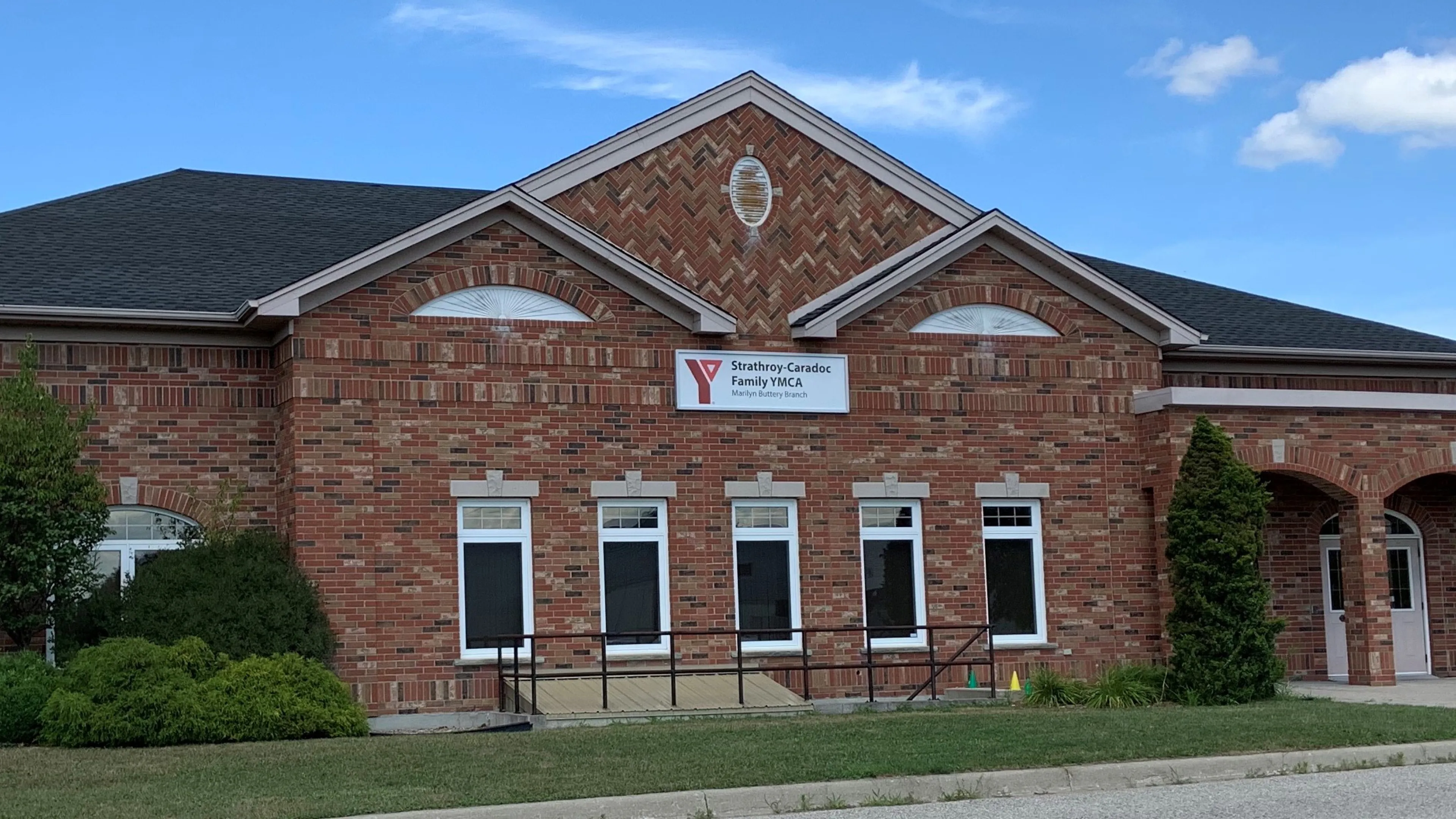 Exterior of Strathroy-Caradoc YMCA